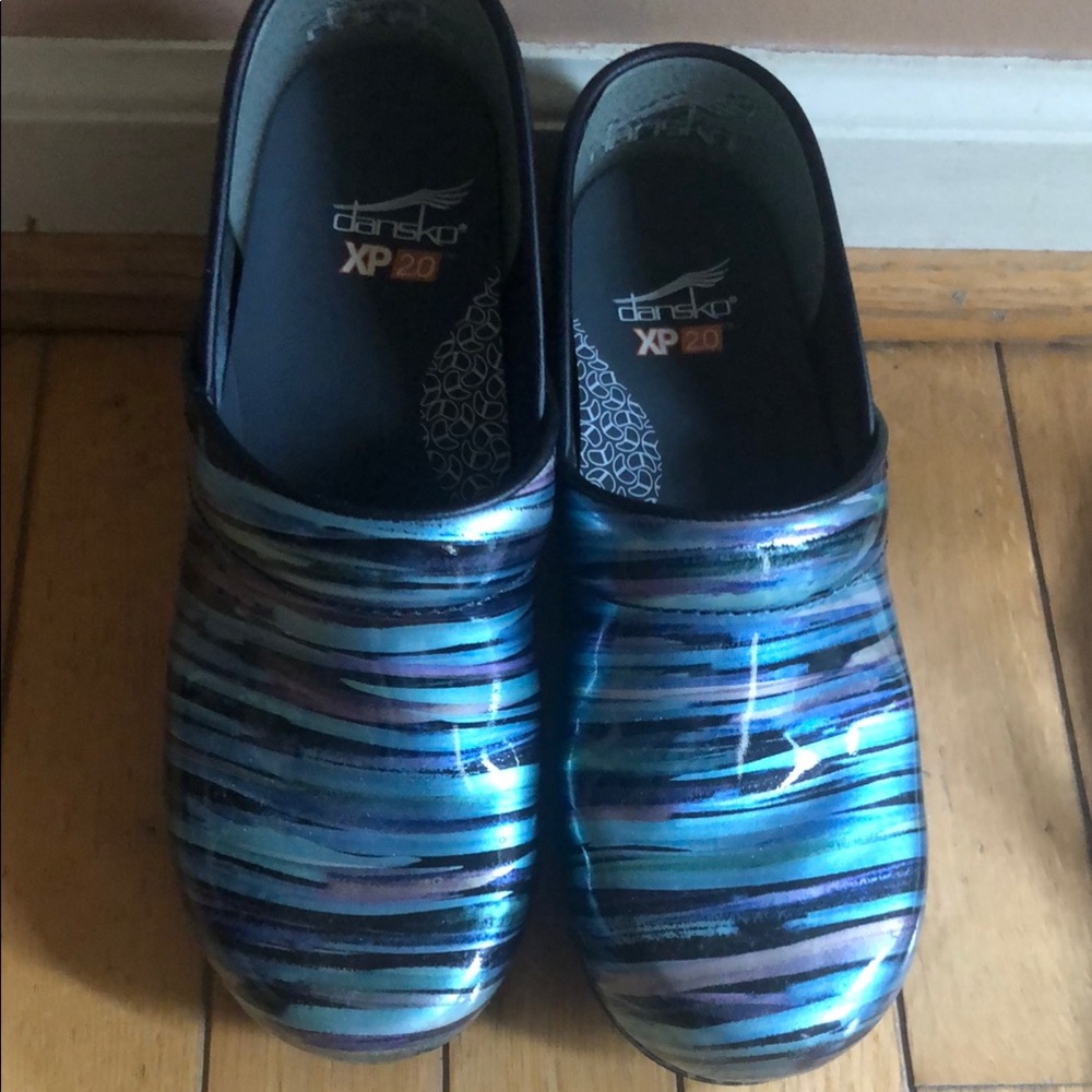 NEW ! Dansko XP 2.0 Striped Clogs
